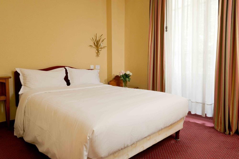 Courcelles Mederic Hotel Paris Exterior foto
