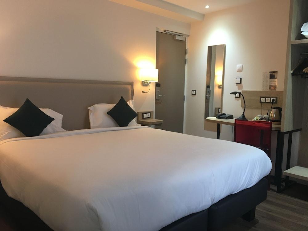 Courcelles Mederic Hotel Paris Exterior foto